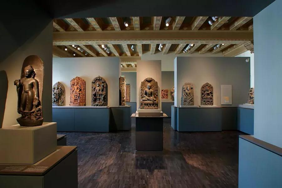 Asiatisches Kunstmuseum drinnen